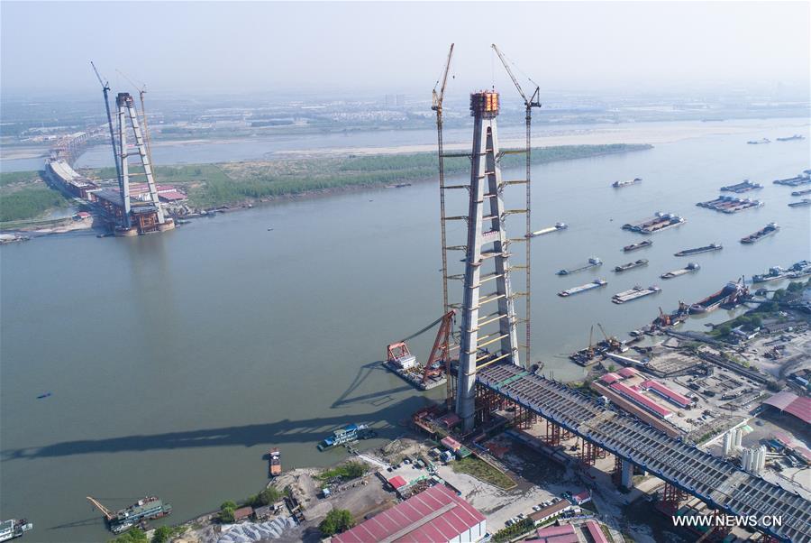 CHINA-WUHAN-YANGTZE RIVER BRIDGE-TOWER (CN)