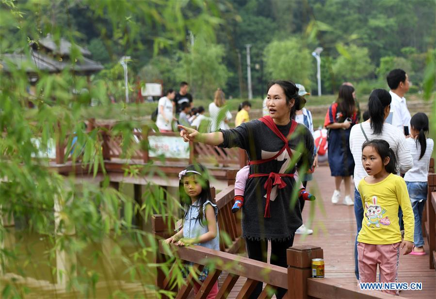 CHINA-GUANGXI-SANYUESAN-TOURISM (CN)