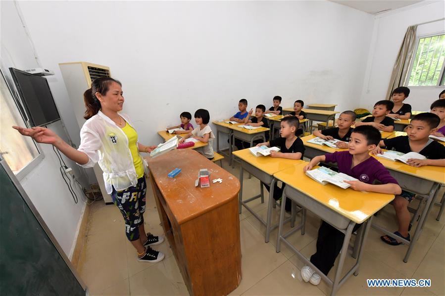 CHINA-JIANGXI-ACROBATICS-CHILDREN-BEGINNER (CN)