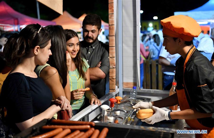 SYRIA-DAMASCUS-FOOD-STREET