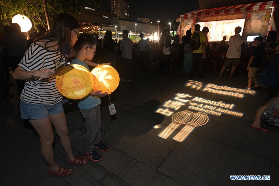 SINGAPORE-MID-AUTUMN FESTIVAL-CELEBRATION