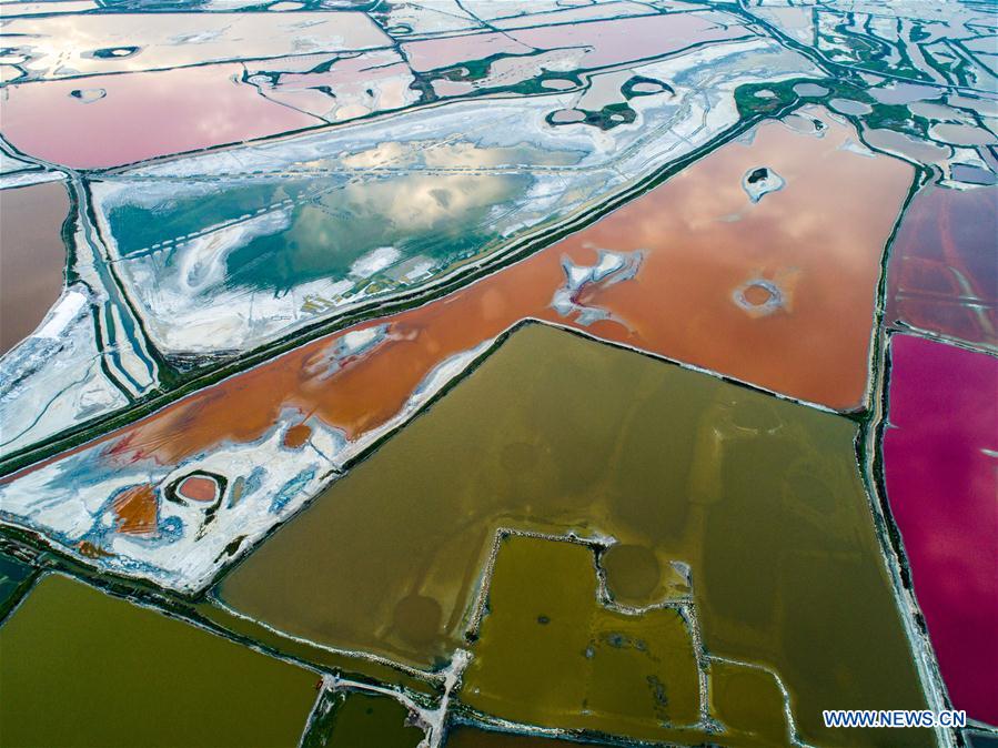 #CHINA-SHANXI-YUNCHENG-SALT LAKE (CN)