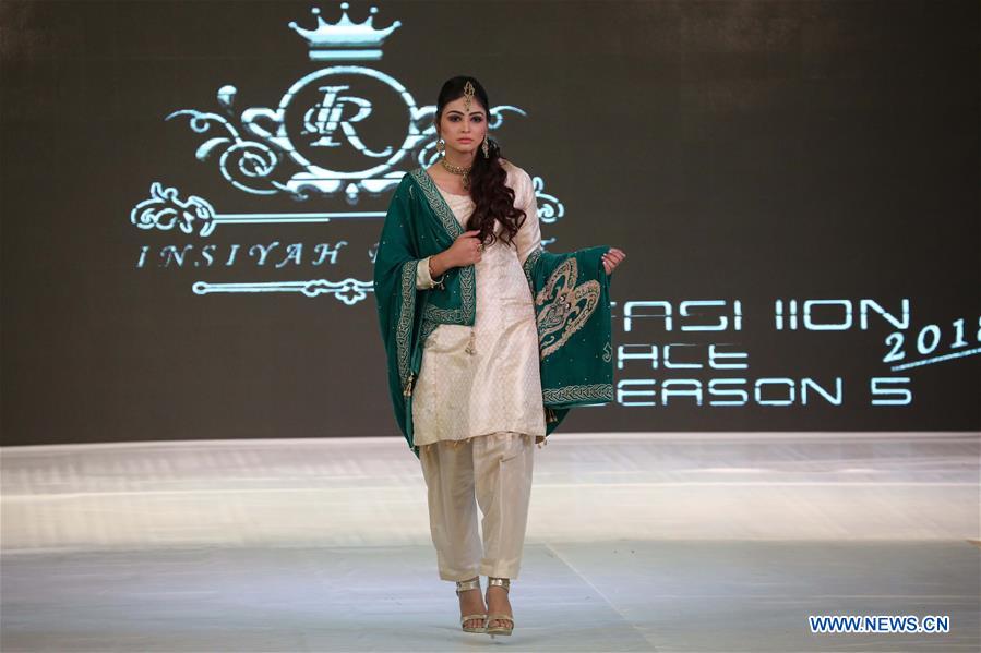 PAKISTAN-RAWALPINDI-FASHION SHOW