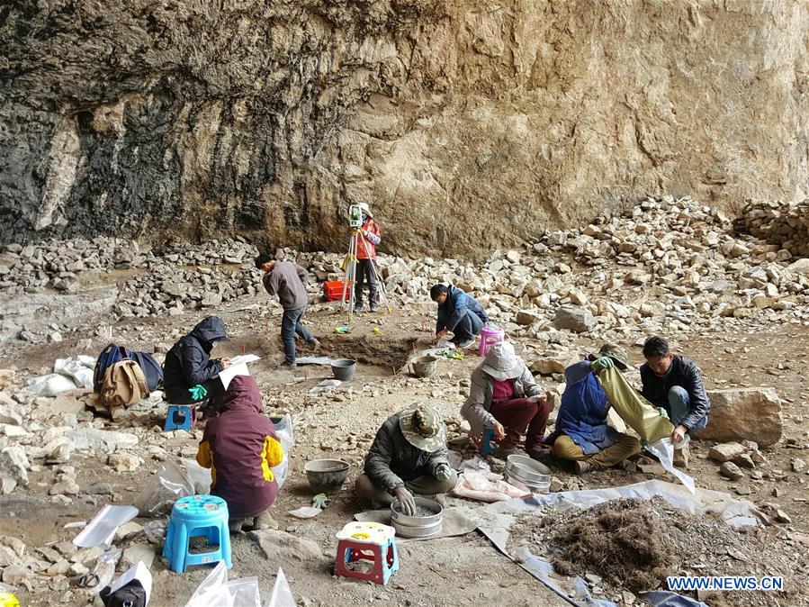 CHINA-TIBET-NGARI-4,000 YEAR OLD-CAVE-UNEARTHING (CN)