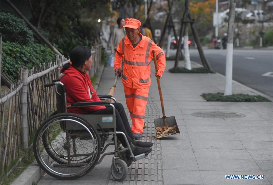 CHINA-FUJIAN-LONGYAN-HANDICAPPED WIFE