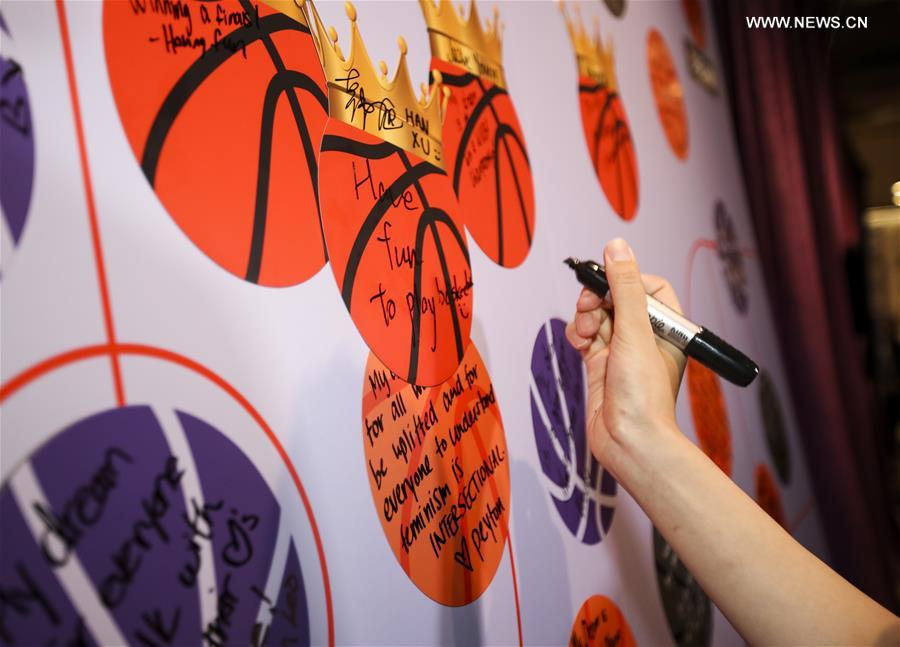 (SP)U.S.-NEW YORK-BASKETBALL-WNBA DRAFT-CHINA'S HAN XU