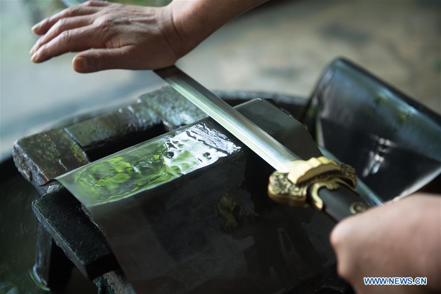 CHINA-ZHEJIANG-SWORD MAKING (CN)