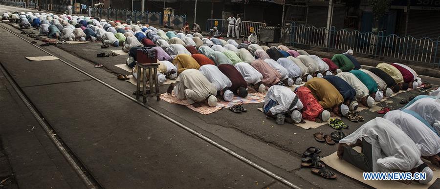 INDIA-KOLKATA-EID AL-FITR-CELEBRATION