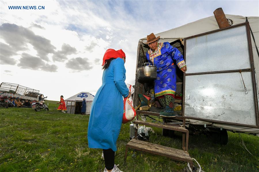 CHINA-INNER MONGOLIA-HERDSMEN-MIGRATION (CN)