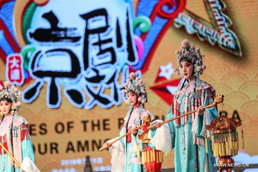 CHINA-DALIAN-SUMMER DAVOS-PEKING OPERA (CN)