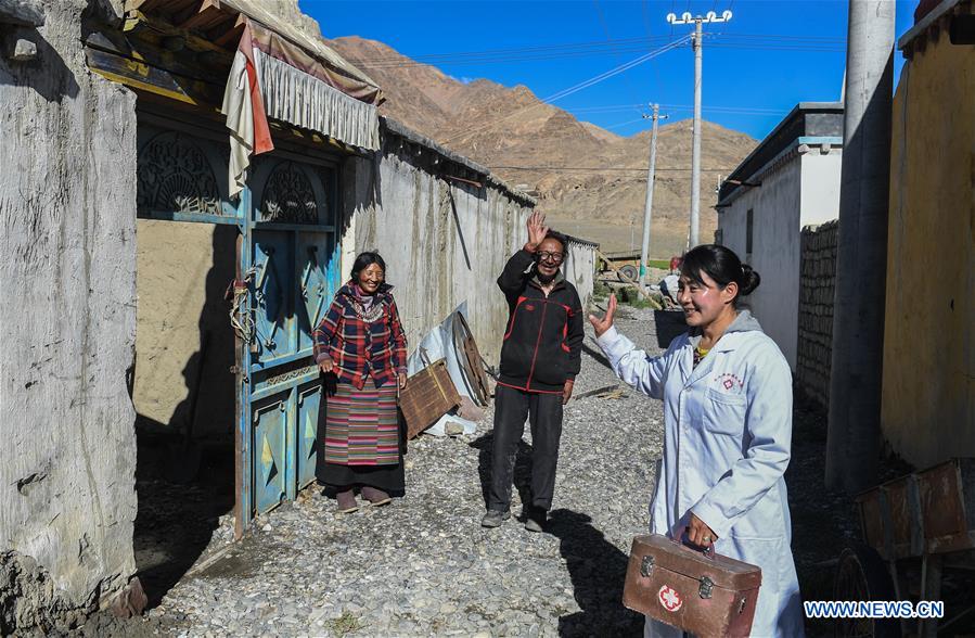 CHINA-TIBET-NGARI-VILLAGE DOCTOR (CN)