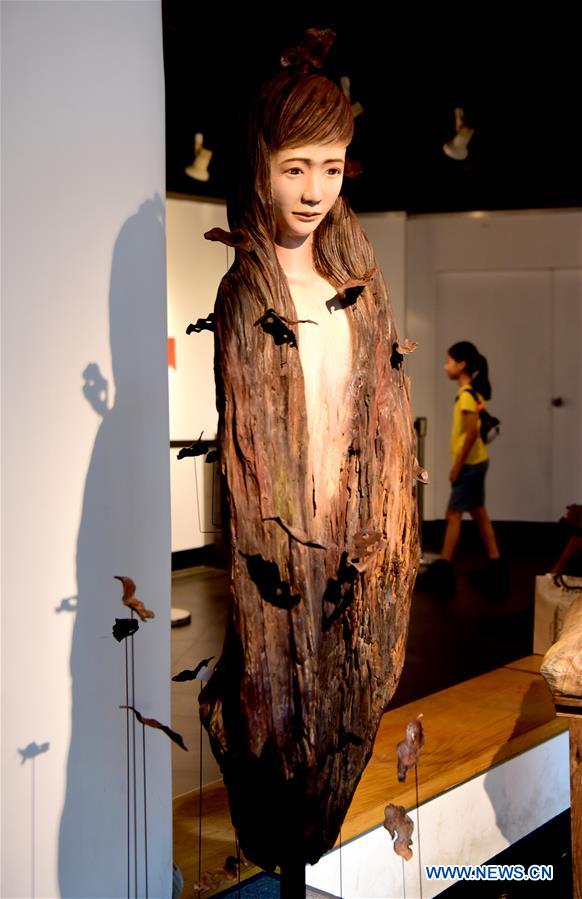 CHINA-TAIWAN-WOOD CARVING EXHIBITION(CN)