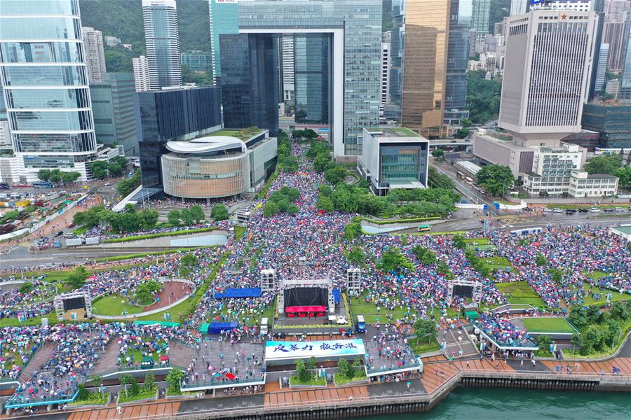 CHINA-HONG KONG-OPPOSITION TO VIOLENCE-RALLY (CN)