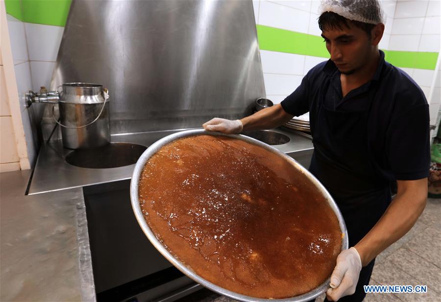 JORDAN-AMMAN-DESSERT-KUNAFA