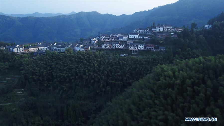 CHINA-ANHUI-MULIHONG VILLAGE-SCENERY (CN)