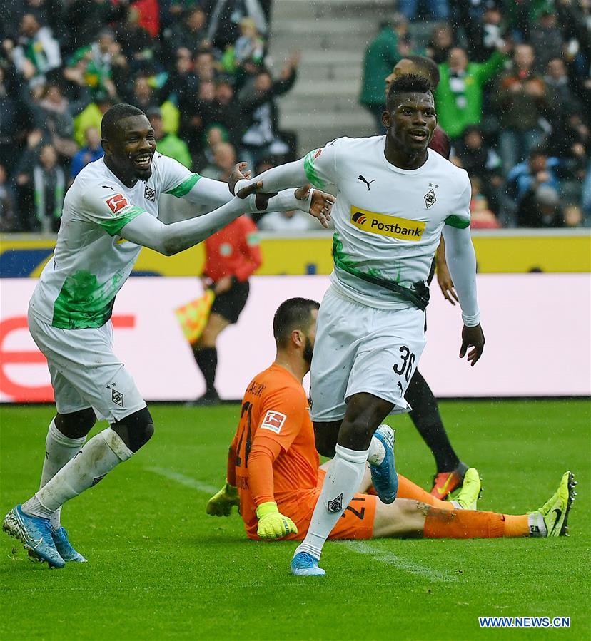 (SP)GERMANY-MONCHENGLADBACH-SOCCER-BUNDESLIGA-MONCHENGLADBACH VS AUGSBURG