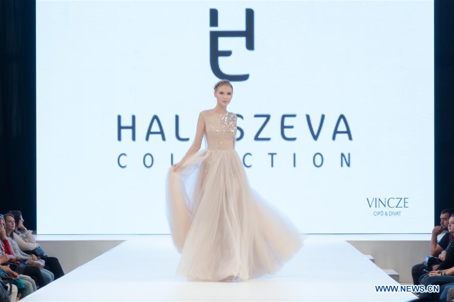 HUNGARY-BUDAPEST-WEDDING EXPO-FASHION SHOW