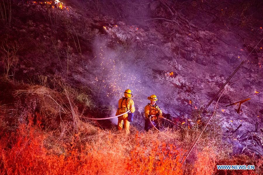 U.S.-LOS ANGELES-FIRE