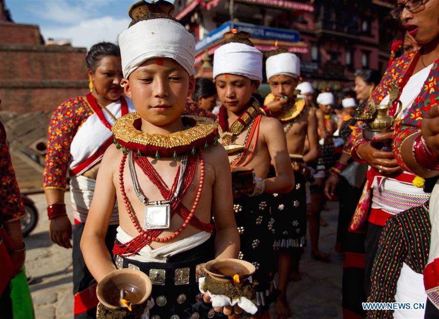 NEPAL-BHAKTAPUR-FESTIVAL