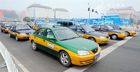 行業(yè)風(fēng)波背后現(xiàn)壟斷弊病 出租車改革如何“邁開腿”？