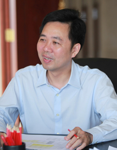 弘陽集團(tuán)董事長、總裁曾煥沙