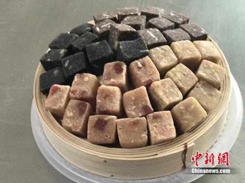制作元宵時(shí)使用的餡料。<a target='_blank'  ><p  align=