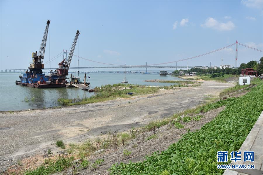 （大江奔流——來自長江經(jīng)濟帶的報道·圖文互動）（2）登岳陽樓，又見“浩浩湯湯”