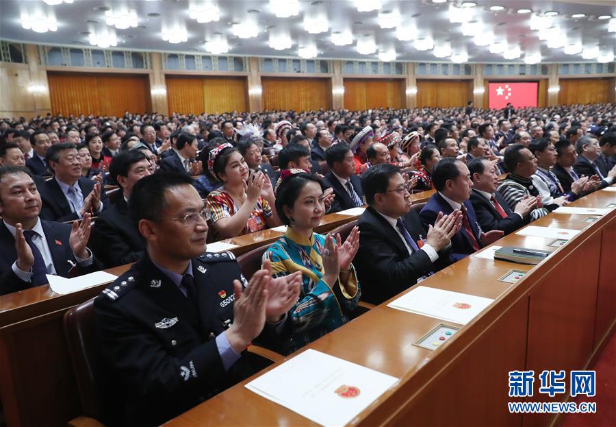 （兩會）（6）十三屆全國人大一次會議舉行第七次全體會議