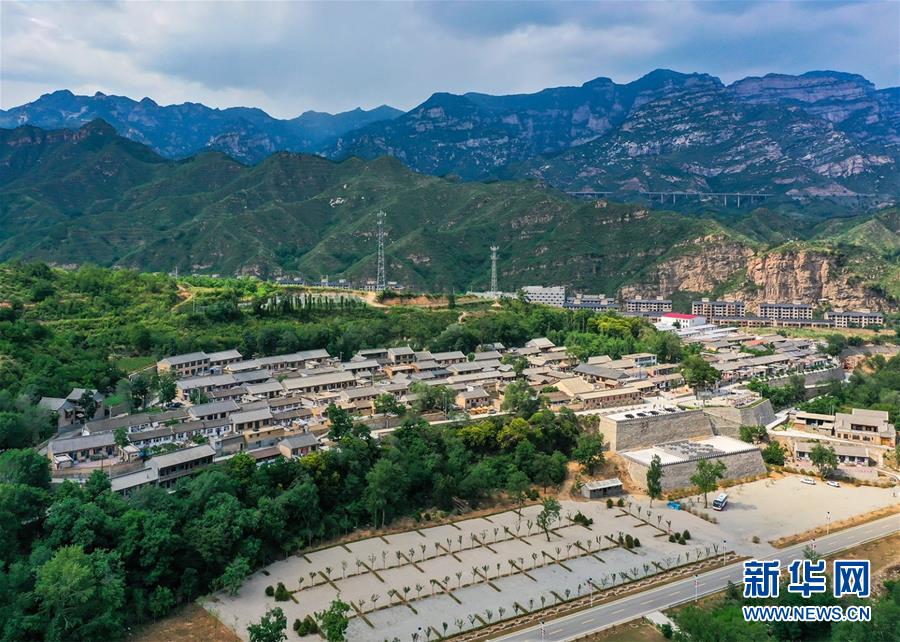 （集中連片特困地區(qū)貧困村調(diào)研行·圖文互動(dòng)）（5）只要有信心，黃土變成金——河北阜平縣駱駝灣村和顧家臺(tái)村脫貧調(diào)查