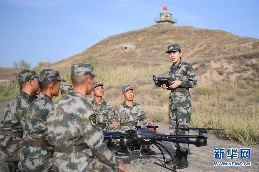 （圖文互動(dòng)）（1）歷史的見證——陸軍邊海防學(xué)院維吾爾族女講師其曼古力一家三代守疆固邊記事