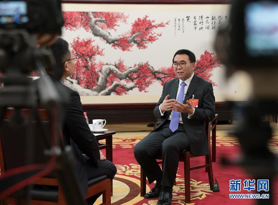 （兩會·圖文互動）（2）全國人大代表、中科院院長白春禮：打破關(guān)鍵核心技術(shù)“瓶頸”