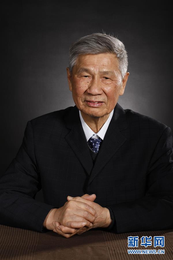 （今日關(guān)注·科技獎(jiǎng)勵(lì)大會(huì)·圖文互動(dòng)）（1）曾慶存：勇攀氣象科學(xué)之巔，他讓天氣預(yù)報(bào)越來越精準(zhǔn)