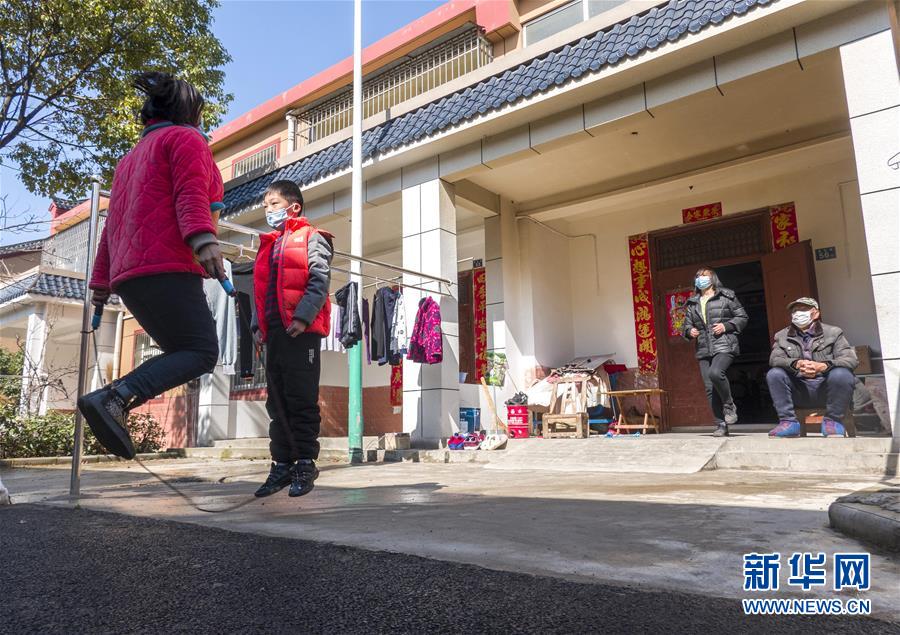 （圖文互動）（7）超三分之一村（社區(qū)）“無疫情”，武漢所轄這個區(qū)是怎么做到的？