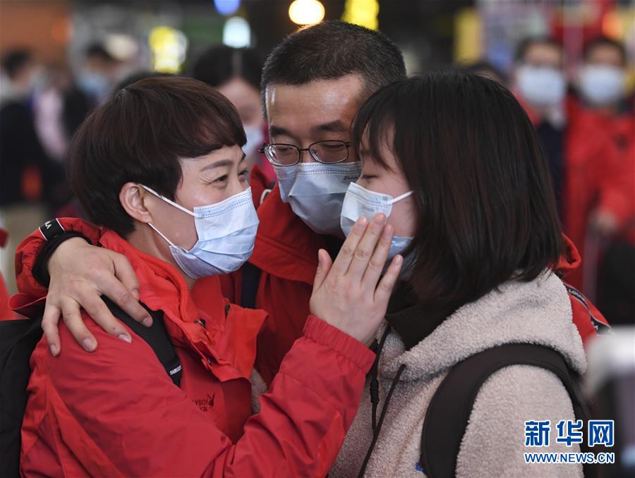 （聚焦疫情防控·對(duì)口支援19省份在奮戰(zhàn)·圖文互動(dòng)）（3）“當(dāng)我們摘下口罩，看到彼此勝利的微笑”——重慶對(duì)口支援孝感市抗擊疫情紀(jì)實(shí)