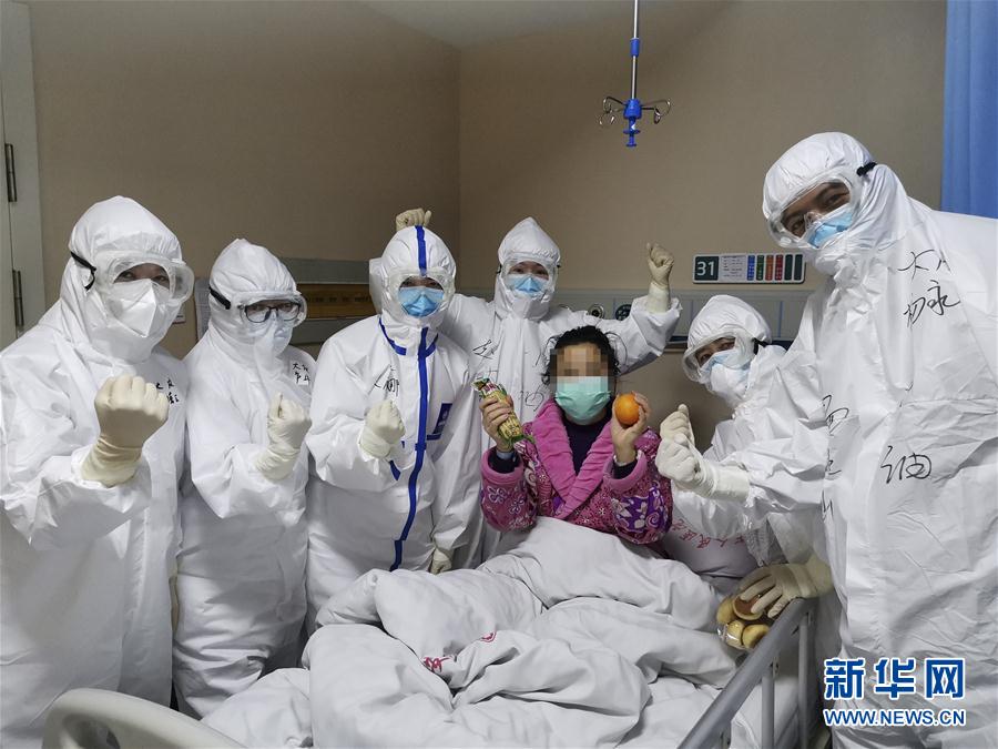（在習(xí)近平新時代中國特色社會主義思想指引下——新時代新作為新篇章·習(xí)近平總書記關(guān)切事·圖文互動）（10）不放松！——各地努力抓緊抓實(shí)抓細(xì)疫情防控