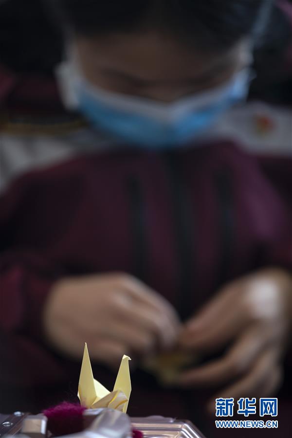 （新華全媒頭條·圖文互動）（10）最美逆行者，武漢永遠(yuǎn)記得你！——首批援鄂醫(yī)療隊(duì)返程紀(jì)實(shí)