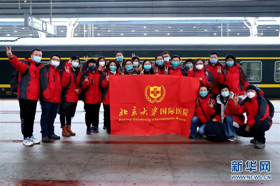 （新華全媒頭條·圖文互動）（3）“始終把人民群眾生命安全和身體健康放在第一位”——中國抗疫彰顯“生命至上、人民至上”理念