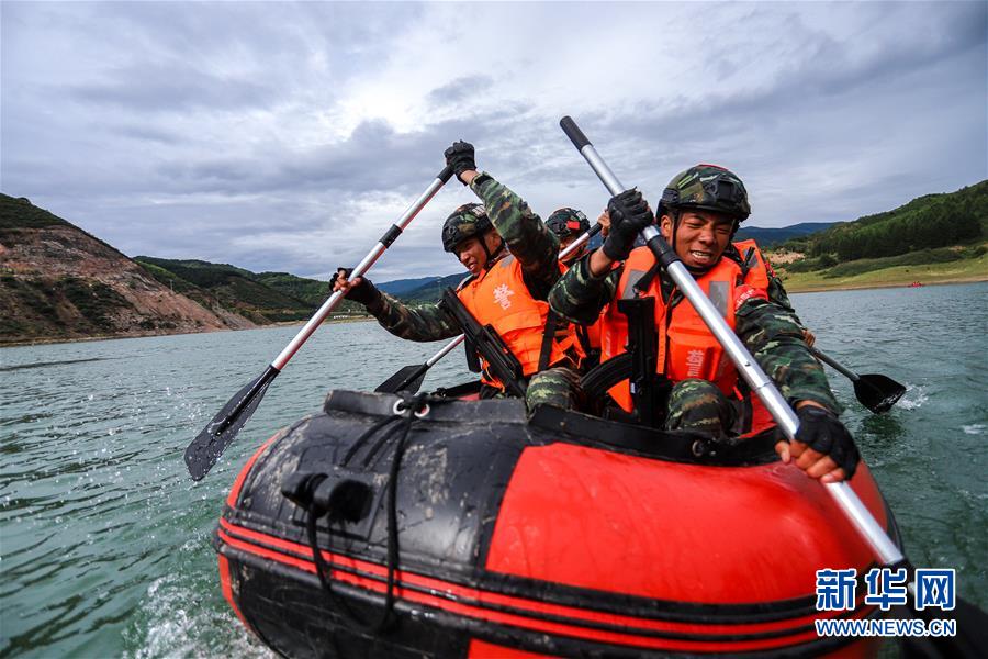 （圖文互動）（1）武警部隊(duì)抓好常態(tài)化疫情防控條件下“魔鬼周”極限訓(xùn)練