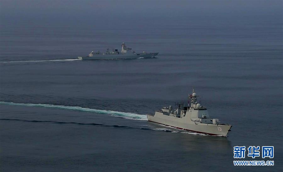 （國際）（1）中國海軍第35、36批護航編隊在亞丁灣完成任務(wù)交接