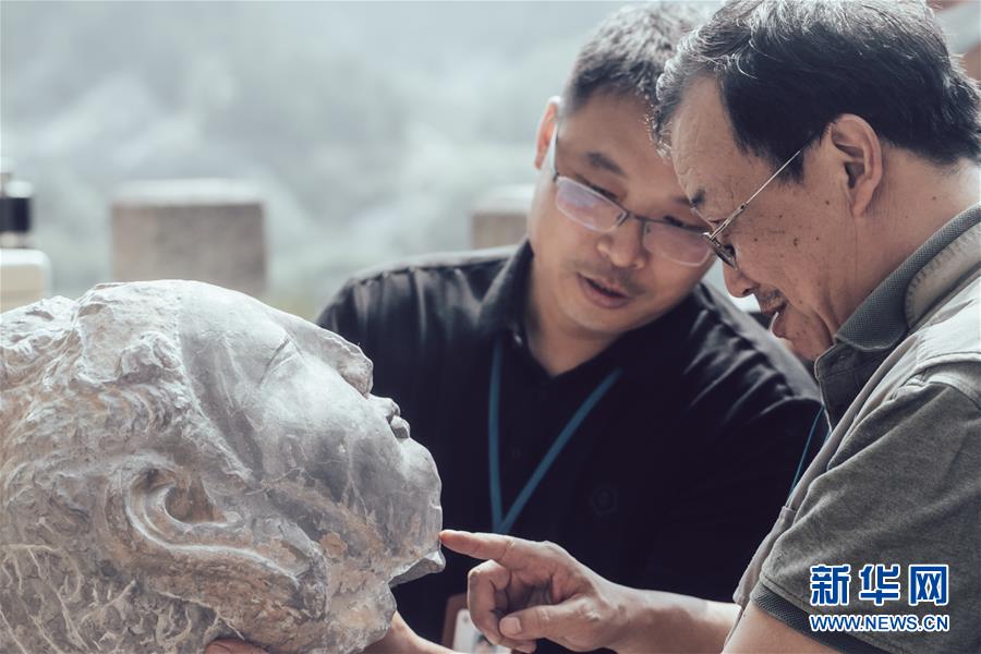 （圖文互動(dòng)）（3）合體了，龍門(mén)石窟流散佛首首次實(shí)現(xiàn)“數(shù)字復(fù)位”