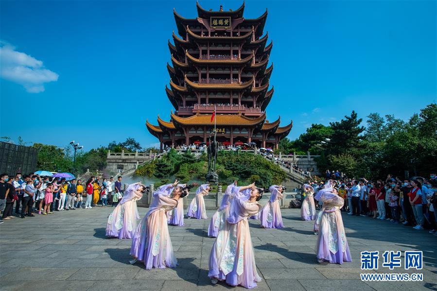 （新華全媒頭條·圖文互動(dòng)）（1）大美中國(guó)看活力——來自國(guó)慶黃金周的一線觀察