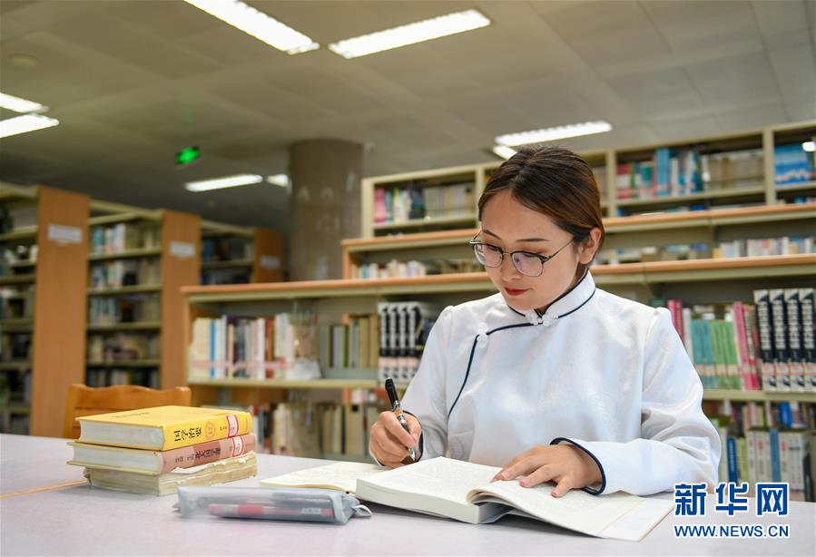 （新華全媒頭條·圖文互動）（7）心系北疆　情滿草原——習近平總書記考察內(nèi)蒙古回訪記