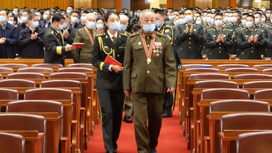 大會前，志愿軍老同志入場