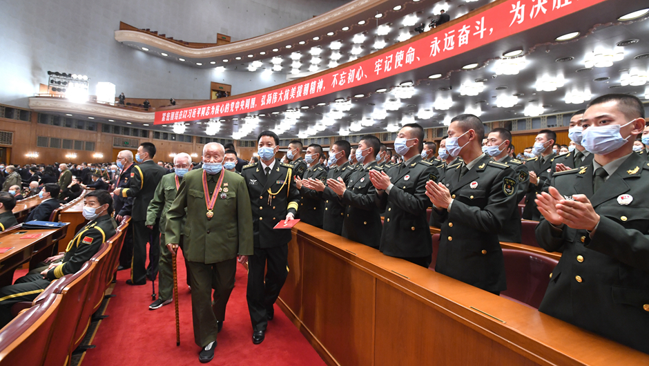 大會前，志愿軍老同志入場