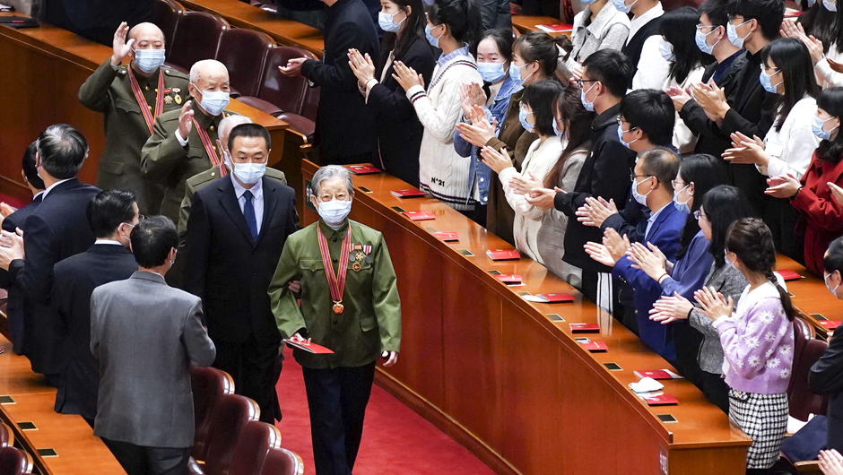 大會前，志愿軍老同志入場