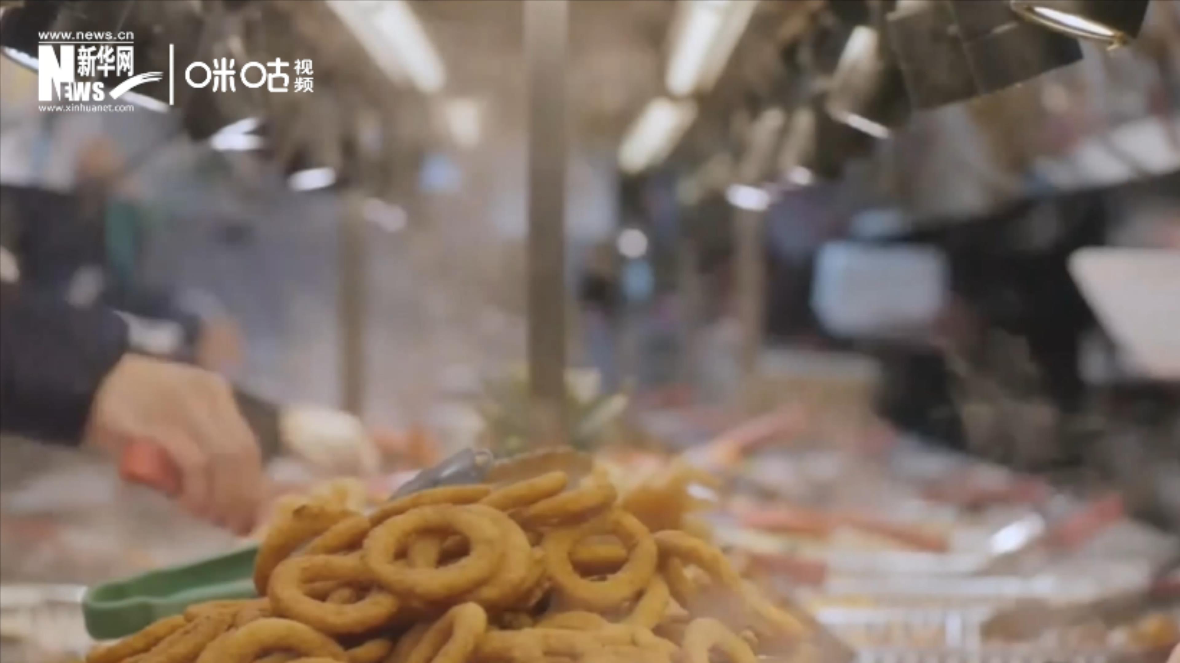 成噸的糧食遭到損失或浪費，同時也有很多人正在挨餓