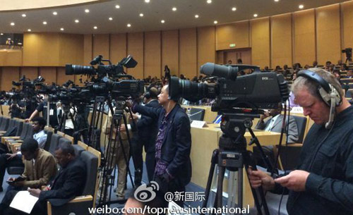 李克強即將在非盟總部發(fā)表演講，請柬“一柬難求”。圖片來源：“新國際”微博。
