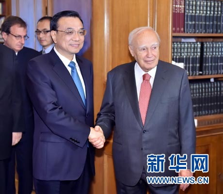 6月20日，國務院總理李克強在雅典總統(tǒng)府會見希臘總統(tǒng)帕普利亞斯。 新華社記者 李濤 攝
