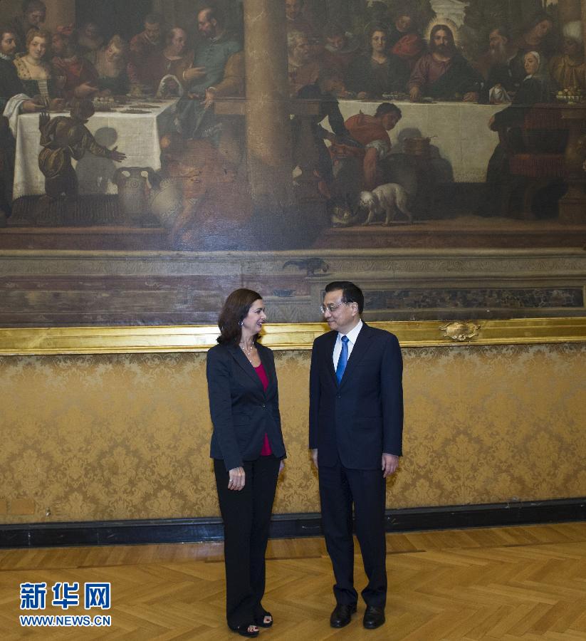 10月15日，中國國務院總理李克強在羅馬會見意大利眾議長博爾德里尼。 新華社記者王曄攝 