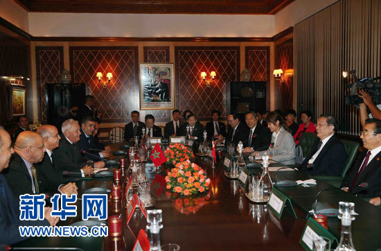11月3日，中國全國政協(xié)主席俞正聲在拉巴特與摩洛哥參議長比亞迪拉進(jìn)行會(huì)談。 新華社記者 劉衛(wèi)兵 攝